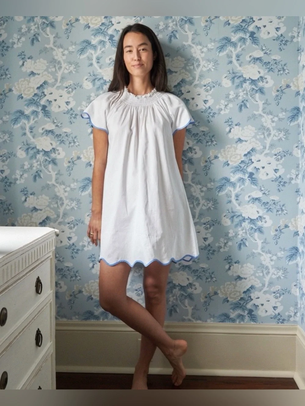 LAKE Pajamas Patio Dress White Blue Size Medium Scalloped - Picture 3 of 10